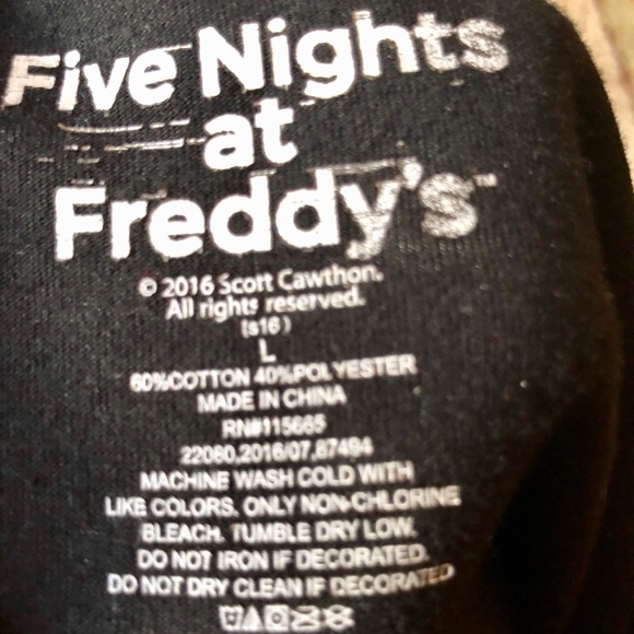 Bundle of 2 Friday Nights at Freddy’s Shirts - Picture 5 of 5